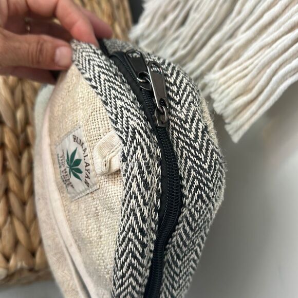 Himalayan 100% Hemp Foldable Nepali outdoor Adventure Gorpecore Backpack - Picture 4 of 10